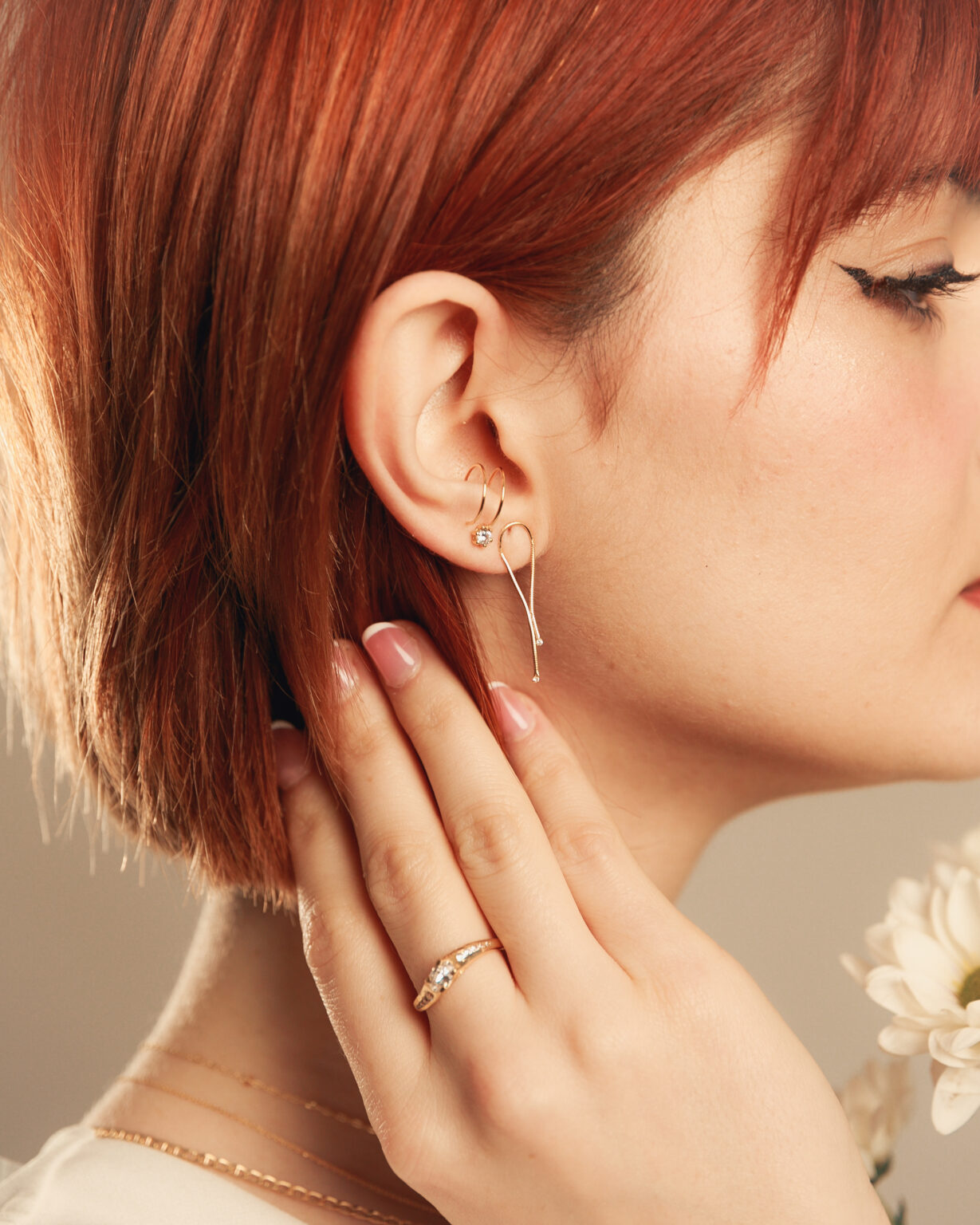 Pendiente trepador oro 18k - Imagen 2