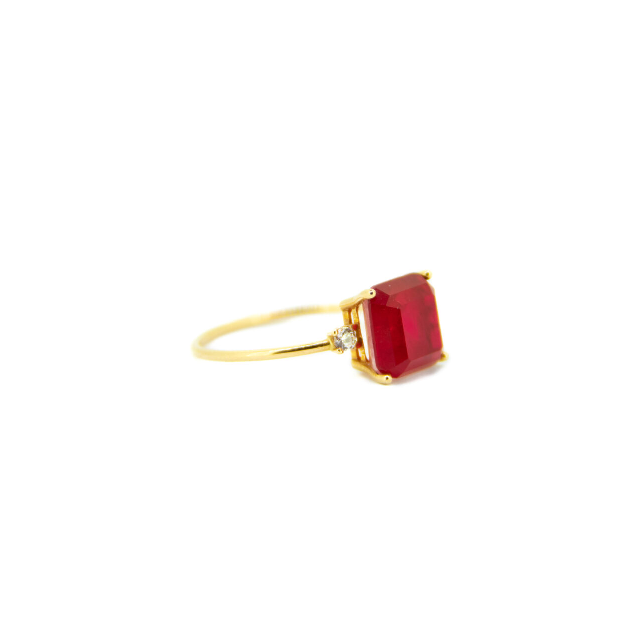 ANILLO ORO 18K CON RUBI Y  DOS CIRCONITA LATERALES - Imagen 2