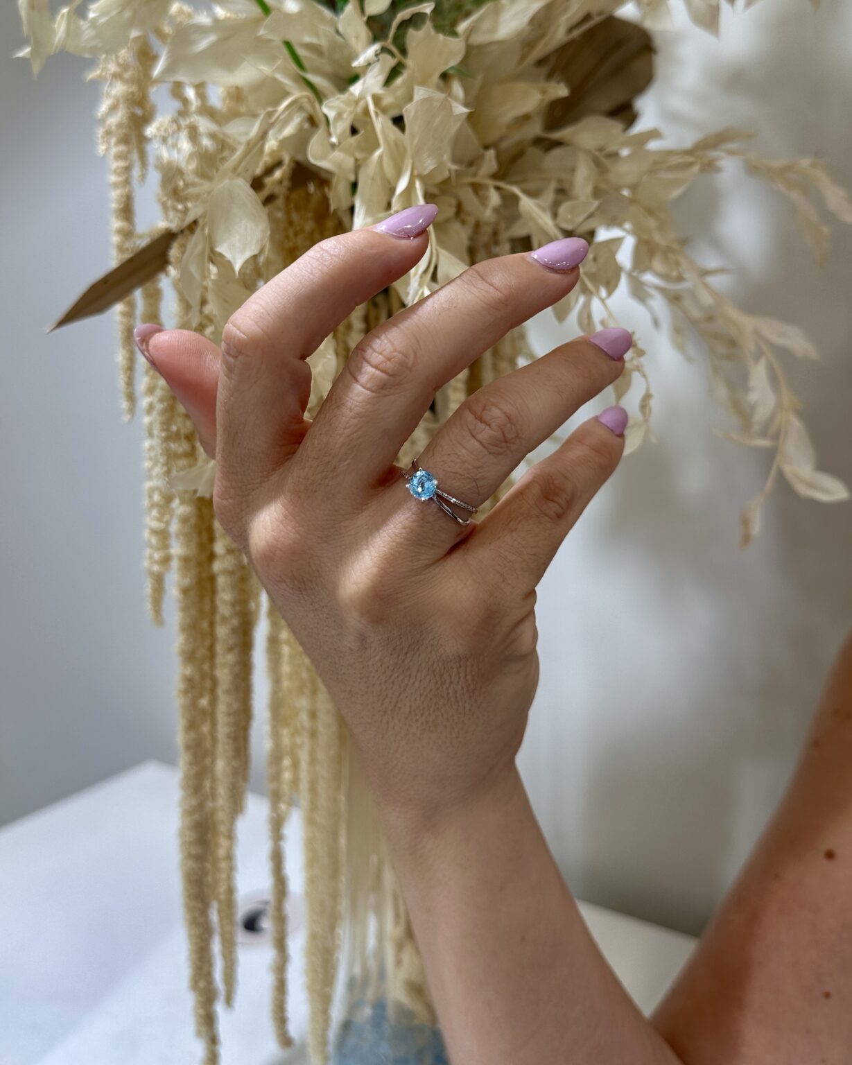 ANILLO ORO BLANCO 18K CIRCONITA AGUA MARINA - Imagen 2