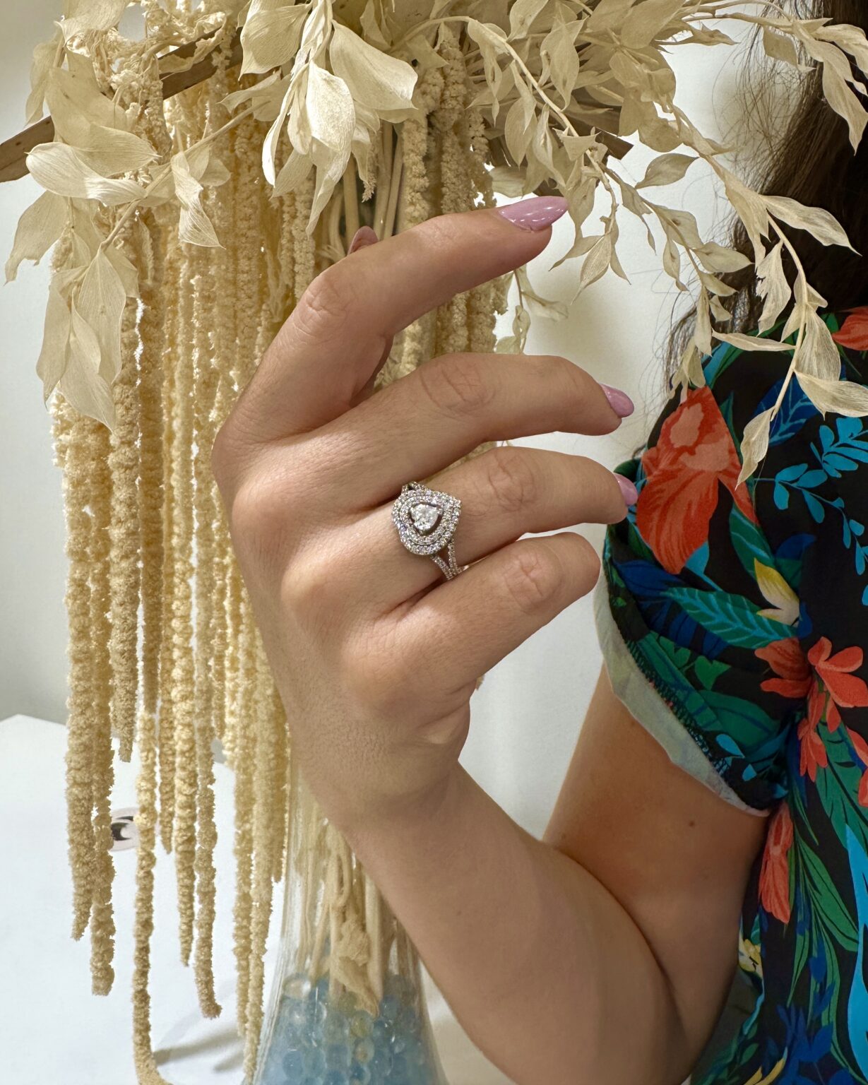 ANILLO ORO BLANCO 18K FORMA CORAZON CIRCONITAS - Imagen 2