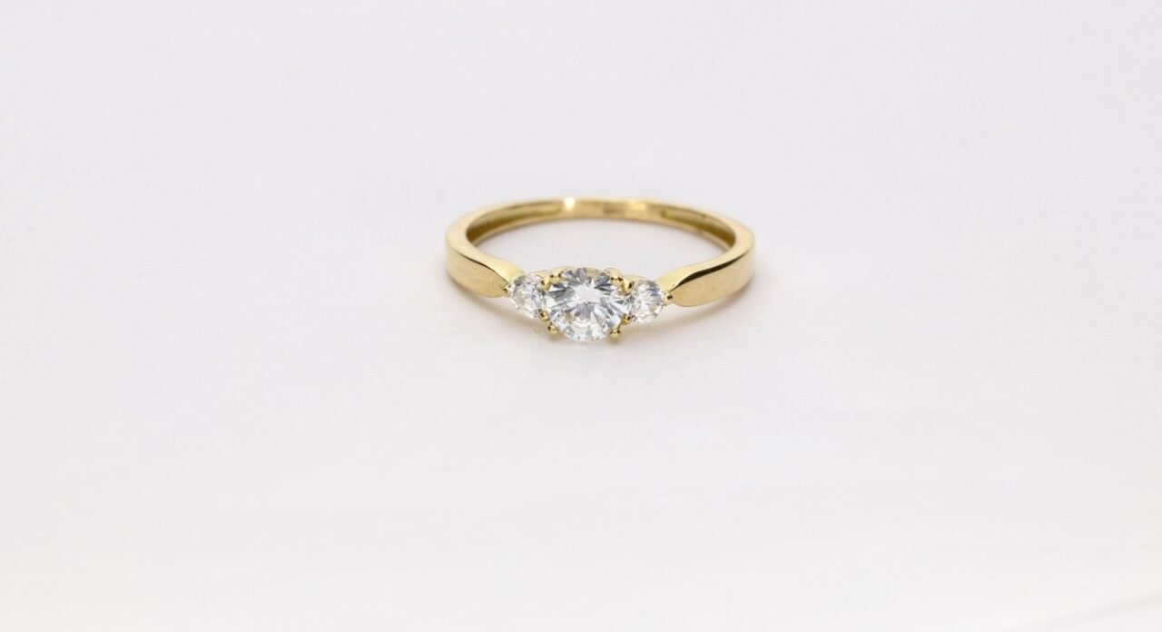 SORTIJA ORO 18K TRESILLO CIRCONITAS