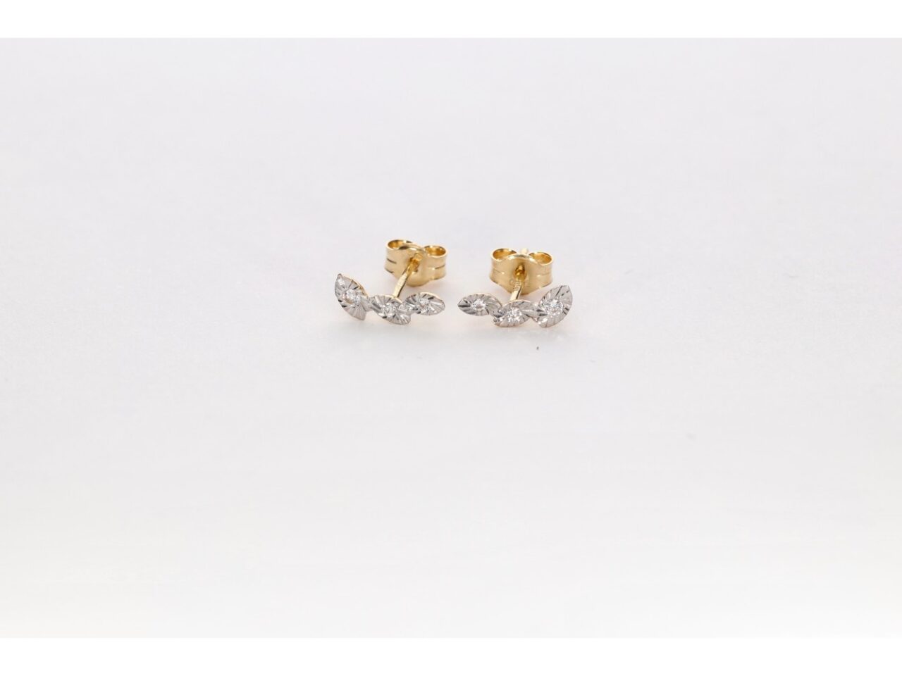 PENDIENTES ORO 18K 3 CIRCONITAS LAPIDADO
