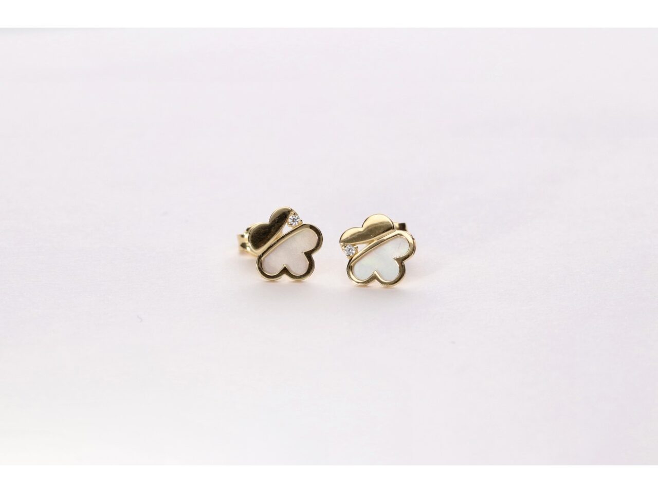 PENDIENTES ORO 18K FLOR NACAR