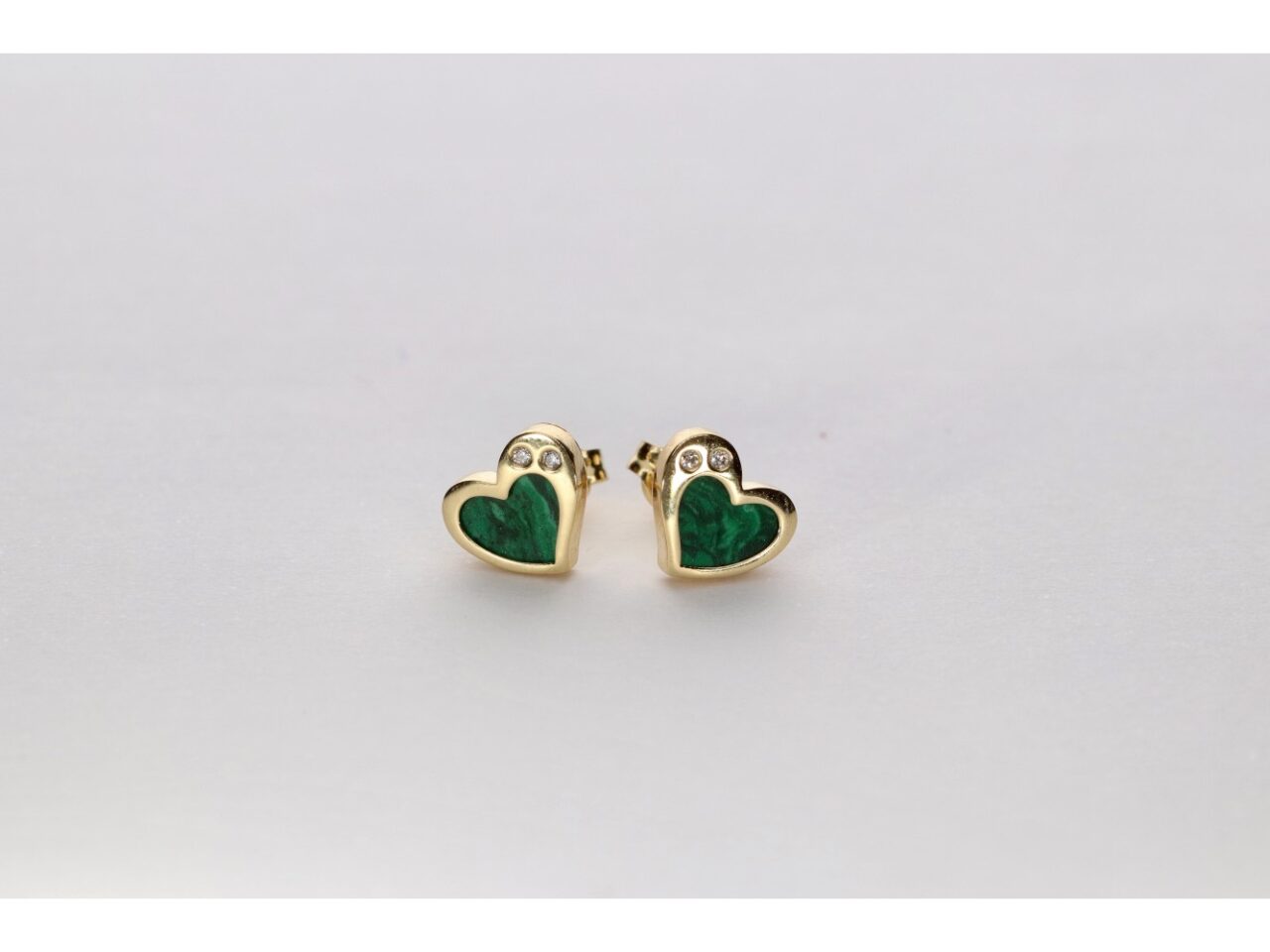 PENDIENTES ORO 18K CORAZON NACAR