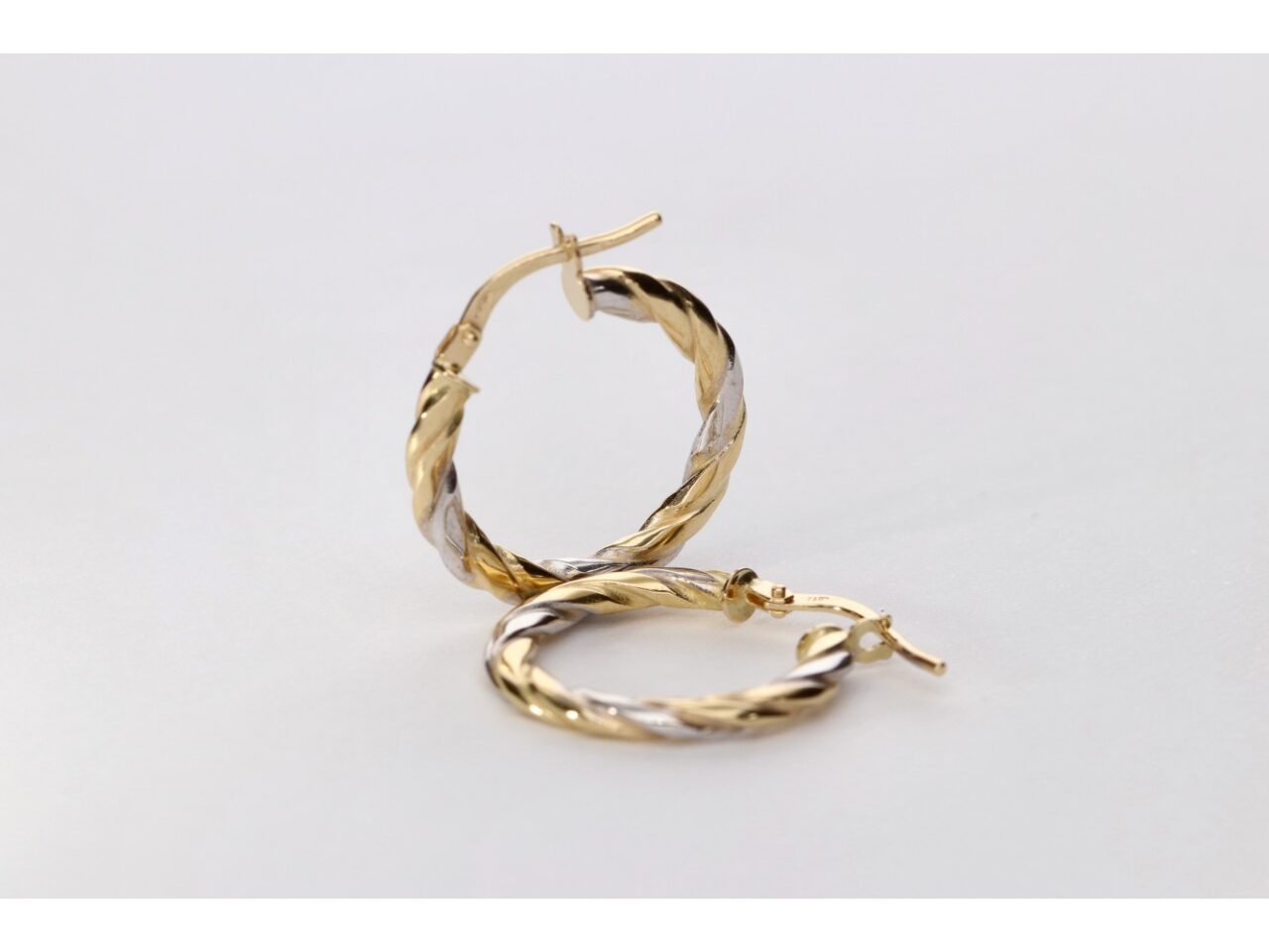 PENDIENTES ARO ORO 18K  TRENZADO BICOLOR - Imagen 2
