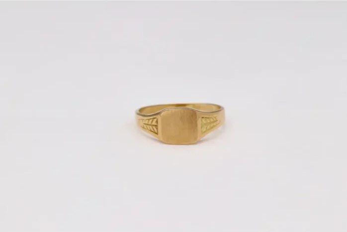 SELLO ORO 18K